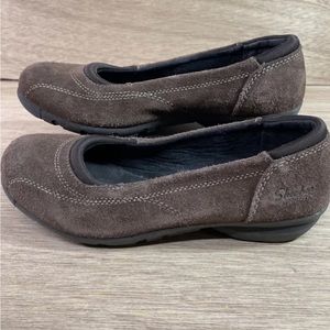 Skechers Suede Relaxed Fit Memory Foam Slip On Brown Womens US Size 7.5